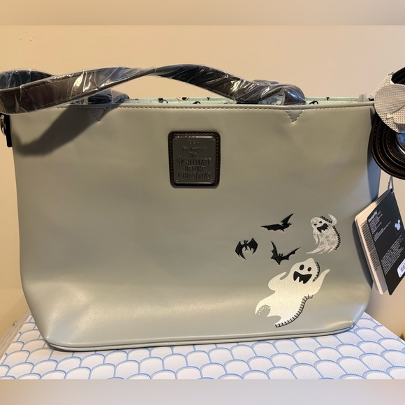 Loungefly Disney The Nightmare Before Christmas Jack, Sally, & Zero tote bag - Picture 4 of 4